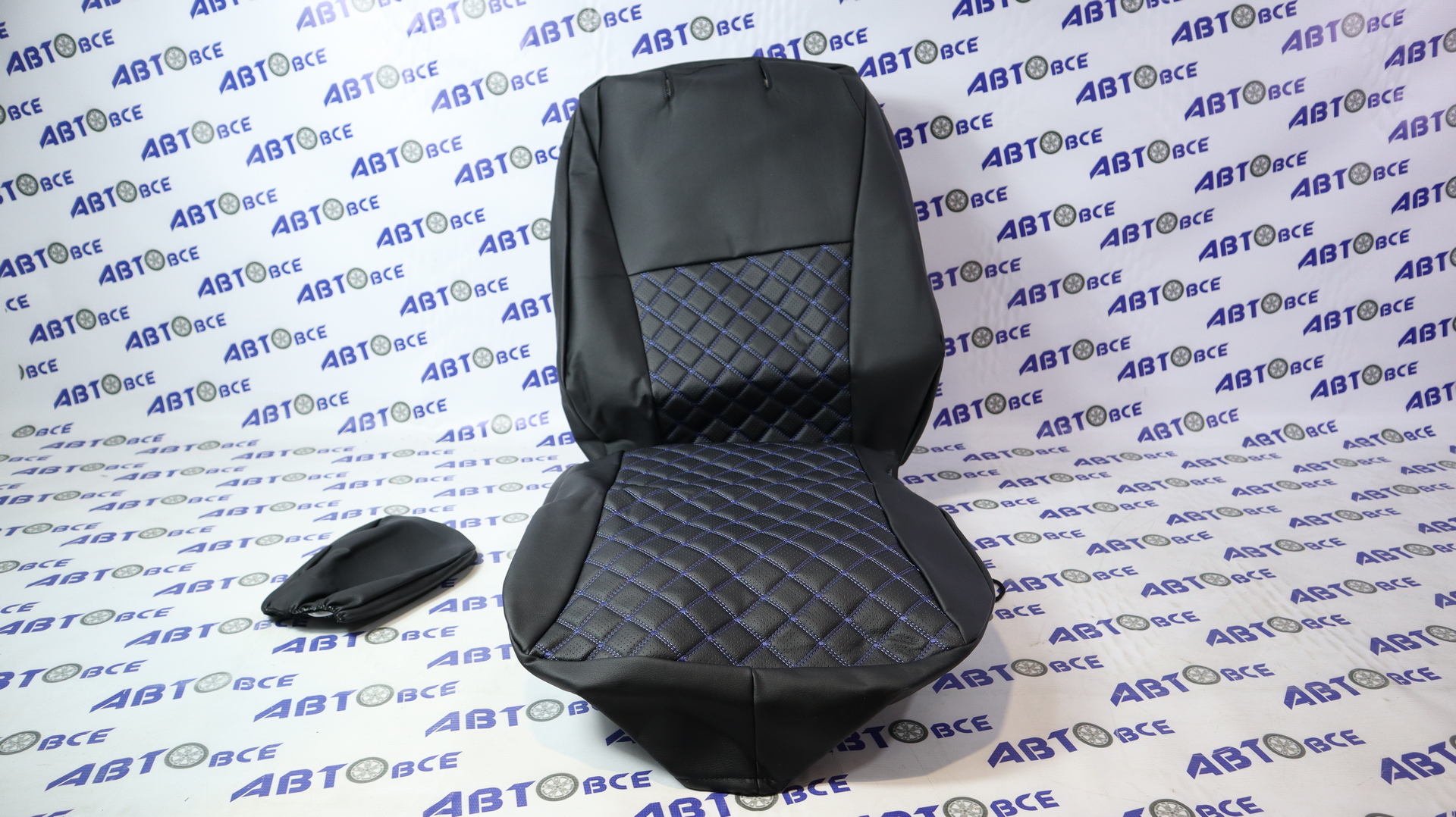 Чехлы сидений Vesta седан с 2015 черный-синяя нить РОМБ Экокожа
